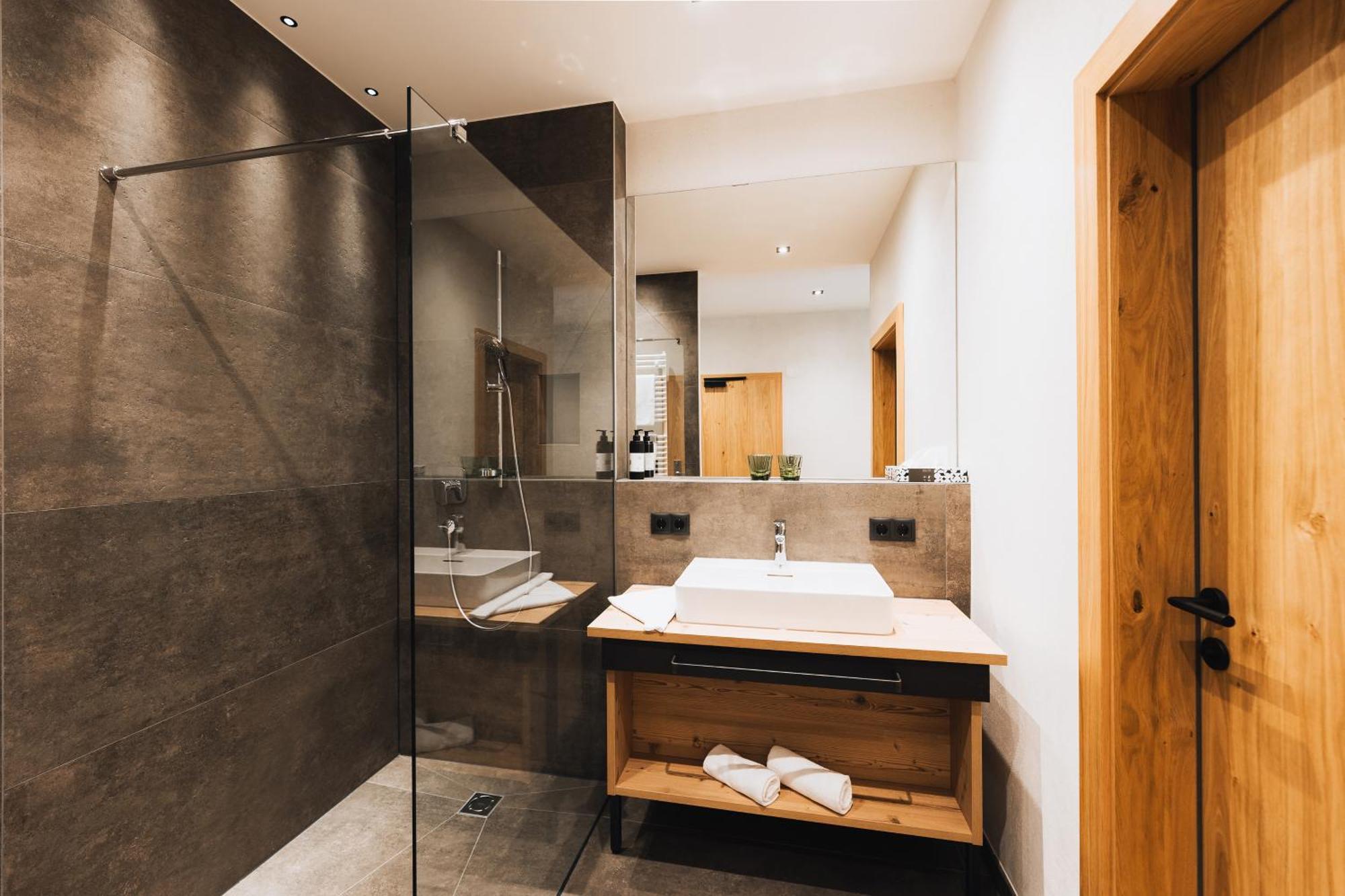 קאונרטל Hotel Edelweiss מראה חיצוני תמונה