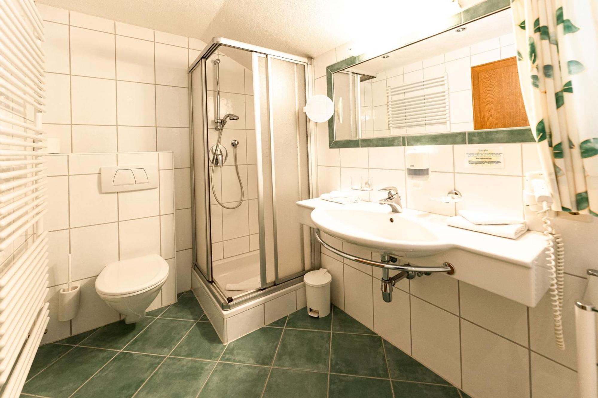 קאונרטל Hotel Edelweiss מראה חיצוני תמונה