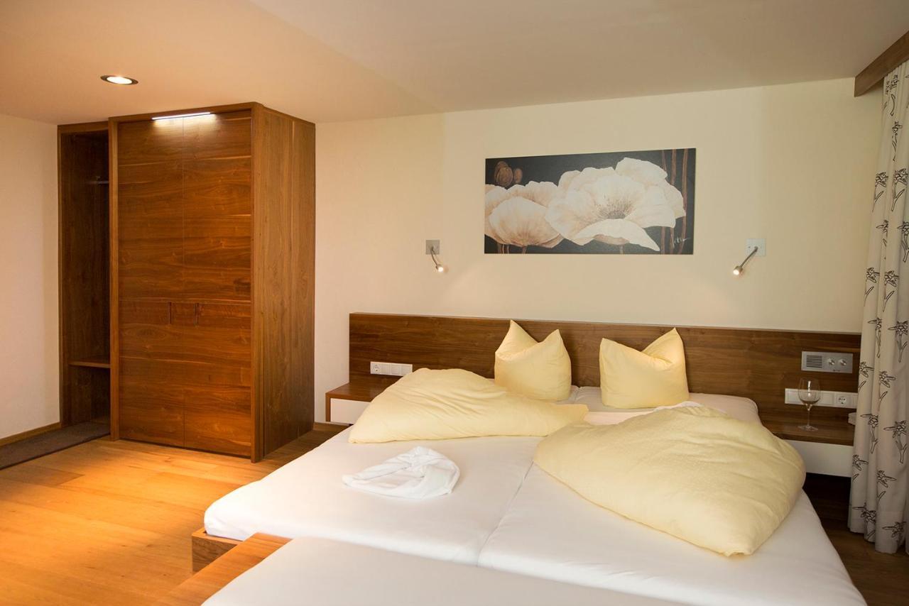 קאונרטל Hotel Edelweiss מראה חיצוני תמונה