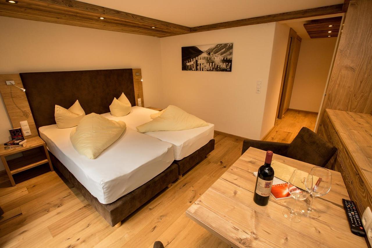 קאונרטל Hotel Edelweiss מראה חיצוני תמונה